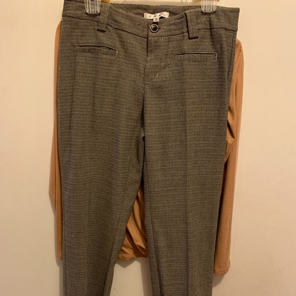 Any-season Tweed Pant (Size 6) with Pumpkin Wrap Top (Size M) - Picture 2 of 7